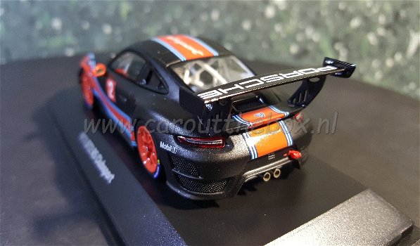 Porsche 911 GT2 Clubsport 1:43 Spark - 2