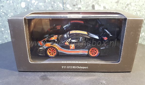 Porsche 911 GT2 Clubsport 1:43 Spark - 3