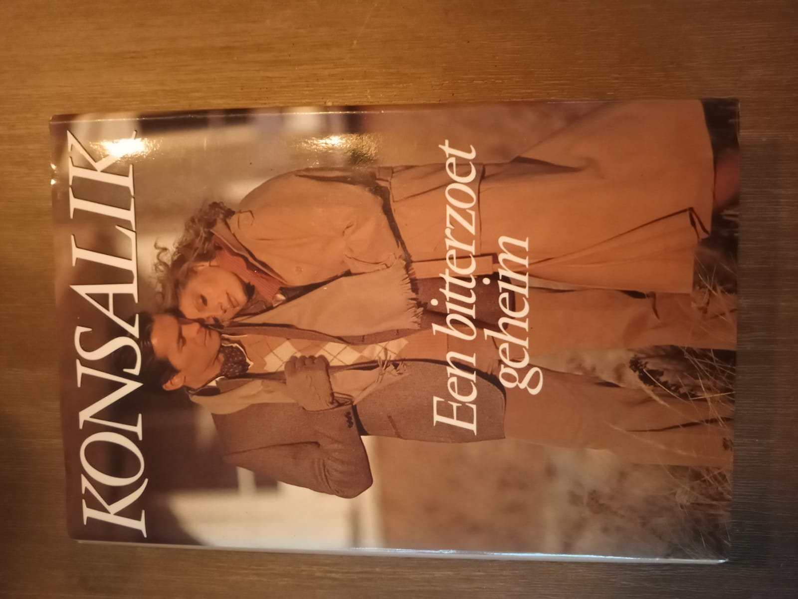 Konsalik - Een bitterzoet geheim - nr. 1