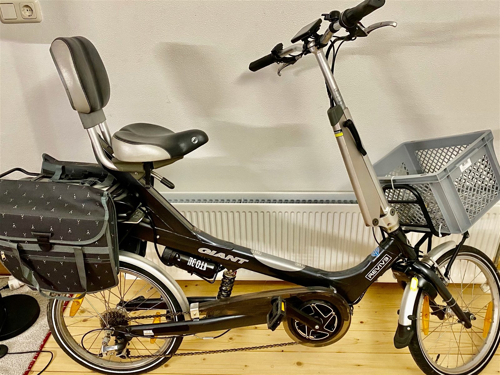 Partij Fietsen Te koop van Koga Beixo Santos Riese Müller en Giant |  aangeboden op MarktPlaza.nl