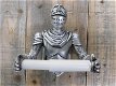 Een toiletrolhouder in de vorm van een ridder, ridder , kado - 4 - Thumbnail