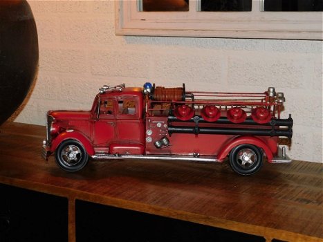 brandweerauto , met de hand vervaardigd , metaal , kado - 1