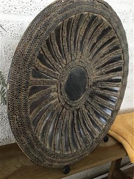 Prachtige Azeatische aardewerken schaal op stand,kado - 1