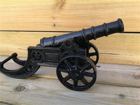 Prachtig decoratief kanon, gietijzer zwart decoratie, kado - 1