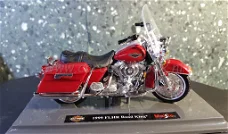 Harley Davidson FLHR road king rood 1:18 Maisto MA195