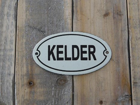 Bordje emaille , kelder , voor op de deur , kelder - 1