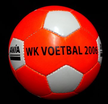 Voetbal WK 2006, Avia, mt 5, 410-435 gr. Nieuw, opblaasbaar - 3