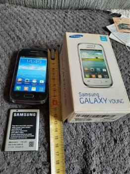 Samsung Galaxy youngv - 0