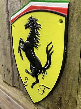 Gietijzeren Ferrari logo wandschild, embleem, garageplaat. - 4