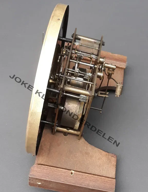 = Vrijslinger uurwerk = Kienzle =42427 - Afbeelding 3