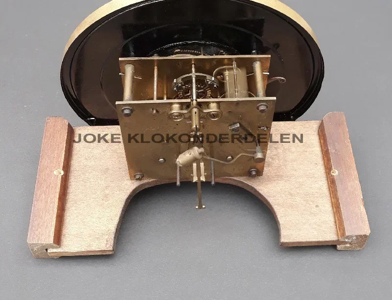 = Vrijslinger uurwerk = Kienzle =42427 - Afbeelding 4