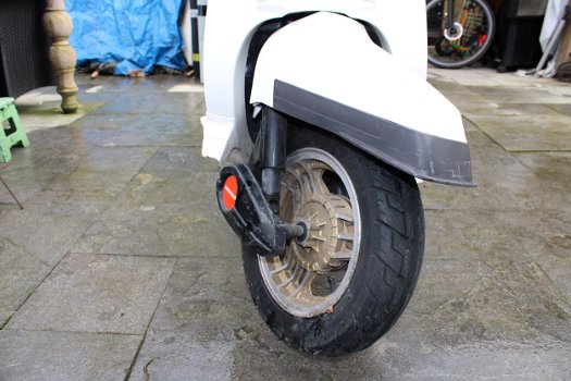 Honda Lead scooter 125cc (twee maal) - 7