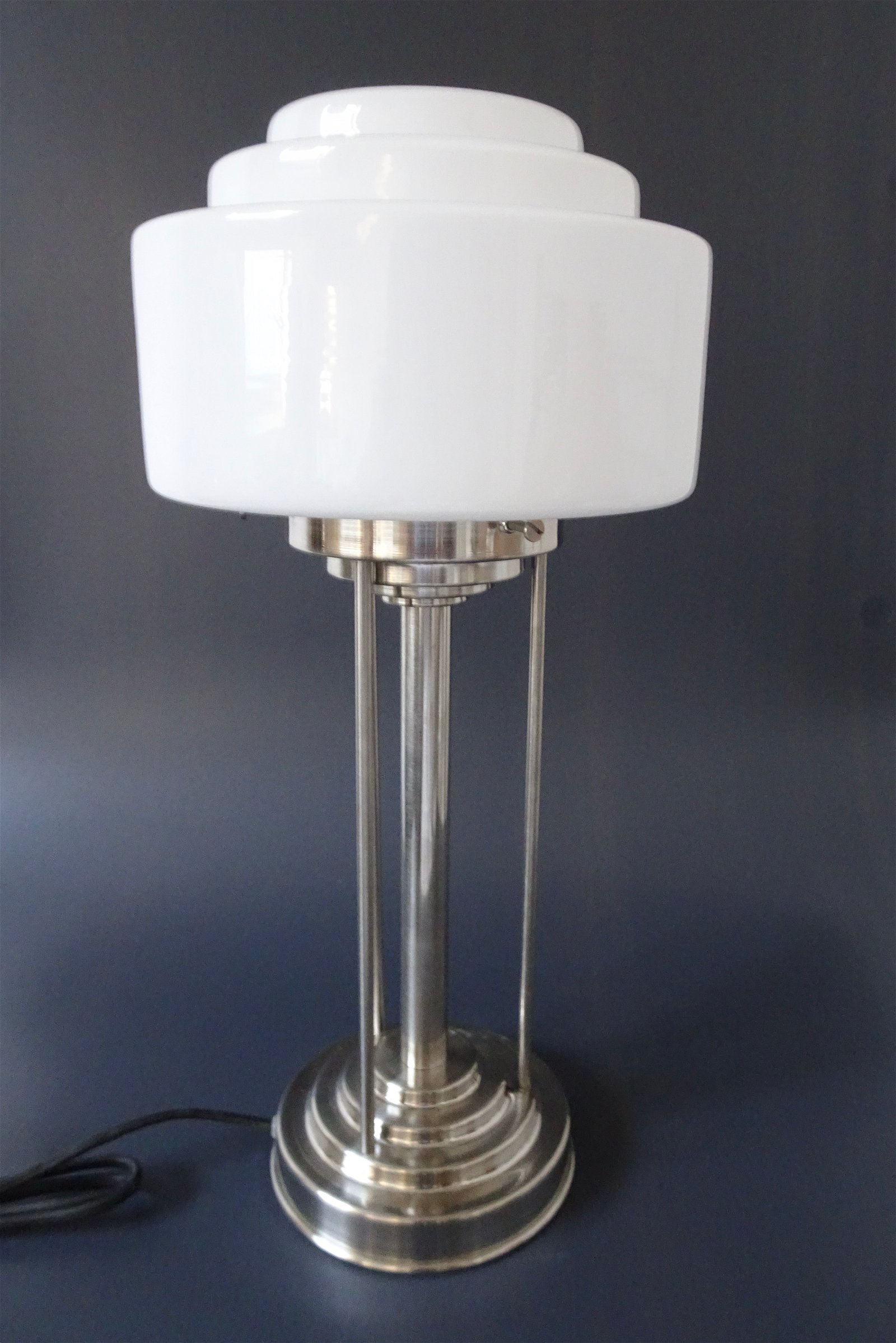 Art deco verlichting design tafellamp. Trapkap 20 cm, - Afbeelding 2