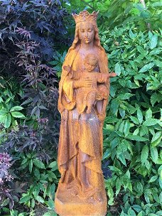 Maria met kindje jezus,gietijzer,prachtig beeld-tuin