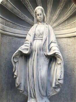 Mooi Mariabeeld vol steen-bidkapel vol steen-graf, kappel - 3
