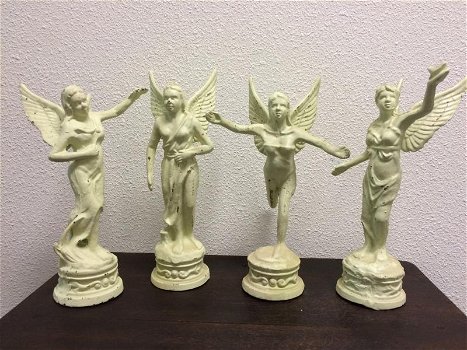 Set van 4 gietijzeren engelen,graf , wit , engel ,decoratie - 0