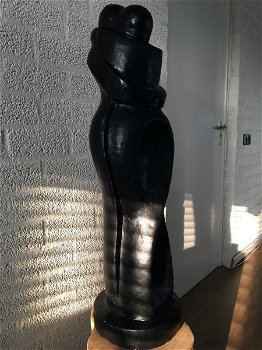 OMARMDE LIEFDE ,prachtig abstract , stenen beeld,zwart - 5