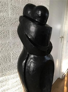 OMARMDE LIEFDE ,prachtig abstract , stenen beeld,zwart - 6