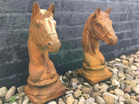 Sculptuur paardenhoofd, vol steen oxide , paard , decotuin - 4