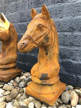 Set van 2 paardenhoofden,steen oxide , paard , buste - 3
