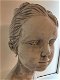 Vrouwelijk sculptuur vol steen,buste , beeld , tuin ,deco - 1 - Thumbnail