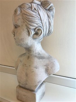 Vrouwelijk sculptuur vol steen,buste , beeld , tuin ,deco - 4