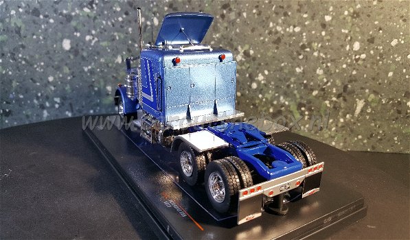 Peterbilt 359 blauw 1/43 Ixo V618 - 2