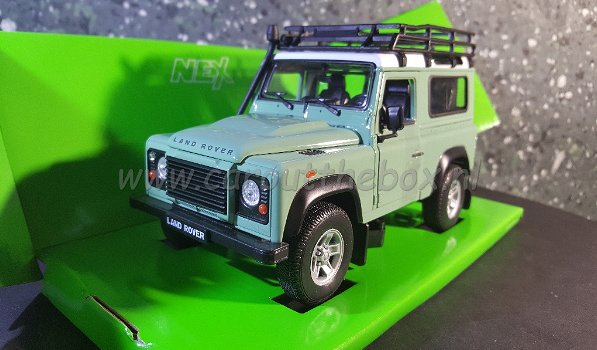 Land Rover Defender off road 1:24 Welly - 1