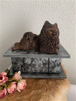 Pomeriaan hondenbeeld op urn als set of los beeldje te koop - 6