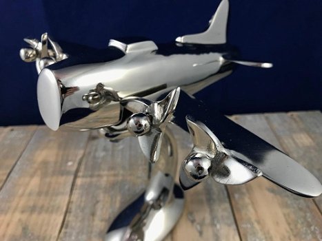 Aluminium vliegtuig, mooi model op statief , vlieftuig, kado - 1
