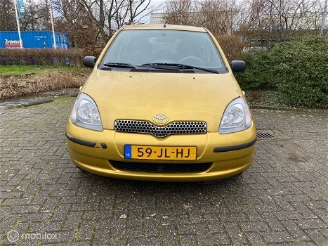 Toyota Yaris 1.3 - 0