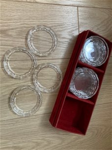 Antiek doosje met onderzetters van glas (12 stuks; ALS NIEUW)