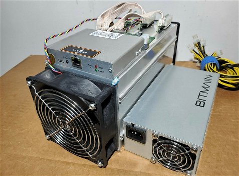 3 LOT Bitmain Antminer S9 13.5Th/S With Power Supply - 1