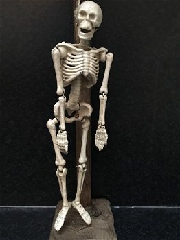 Metalen skelet aan galg-skelet , - 3