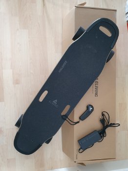 E - skateboard - 0