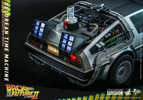 Hot Toys Back To The Future II Delorean Time Machine MMS636 - 4
