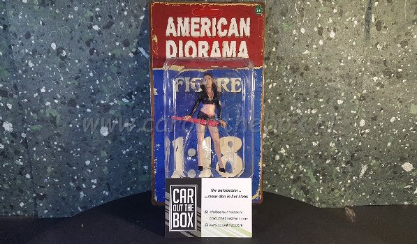 Diorama figuur 1:18 umbrella girl I AD218 American Diorama - 4