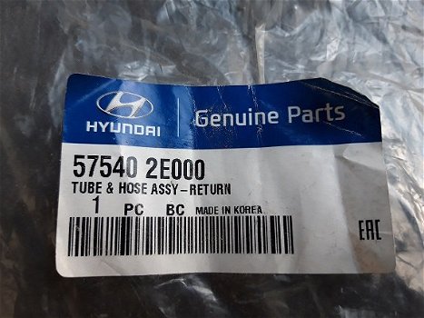 Hyundai Tucson 57540 2E000 Tube Hose Assembly - 3