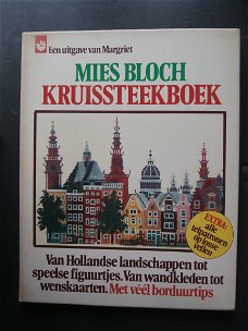 Kruissteekboek Mies Bloch, map, borduurpatronen en voorbeeldenboek