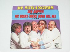 De Strangers - Den Dopper / A-Ba-Ni-Bi - Nie Doeke-Mieke Doen Nee, Nee