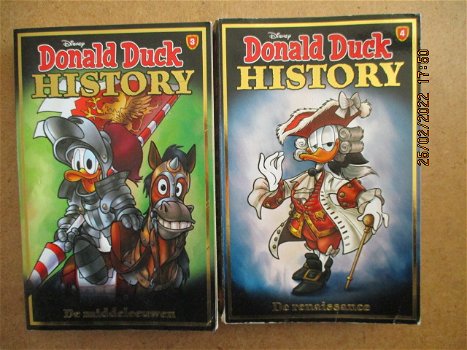 adv5999 donald duck history pocket - 0