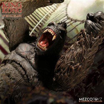 Mezco Toys King Kong of Skull Island action figure - 3