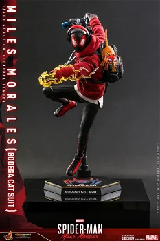 Hot Toys Spider-Man: Miles Morales Videogame Bodega Cat Suit VGM50 - 0