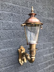 Wandlamp bestaande uit koper en messing,tuinlamp