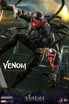 Hot Toys Venom MMS590 - 1