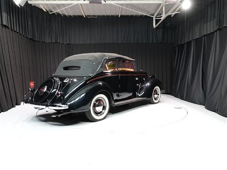 Chrysler Royal Six Convertible By Tuscher '37 CH1420 - 7