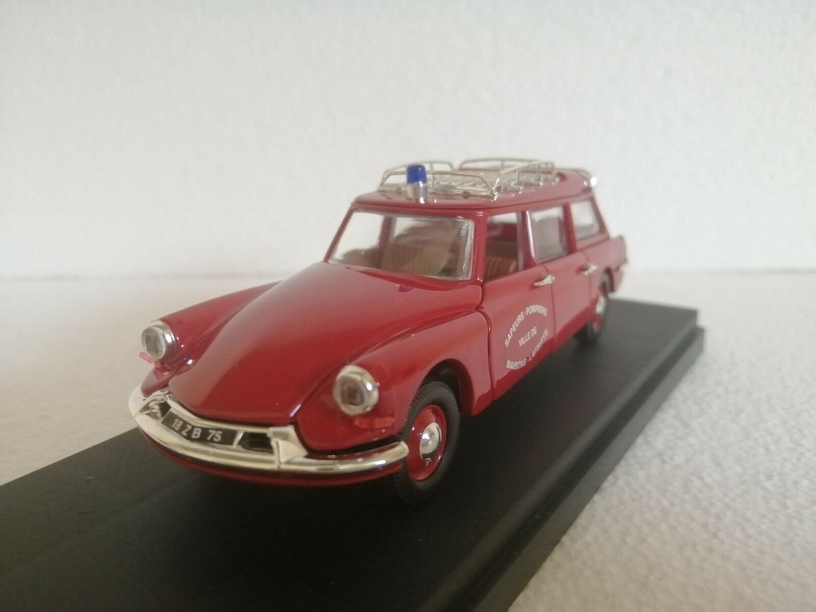 1:43 Rio Citroen ID 19 Break Brandweer - Afbeelding 2