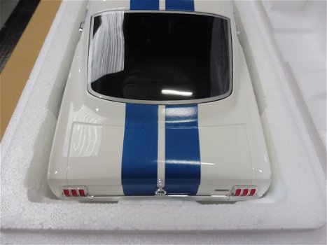 1:12 Otto G064 Shelby GT350 Ford Mustang 1965 white - 3