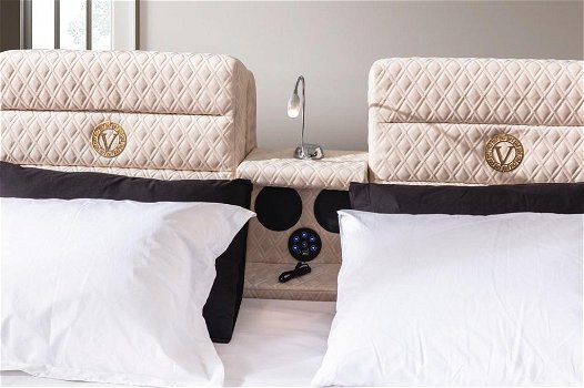 WOISS Meubels Breda Super ACTIE VERSACE boxsprings bed - 5