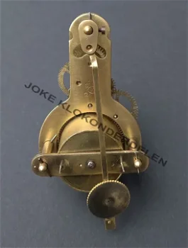 = Uurwerkje = Japy Fréres =47372 - 2
